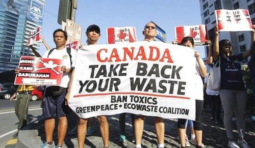 菲律宾总统要求加拿大把垃圾运回去,否则会宣