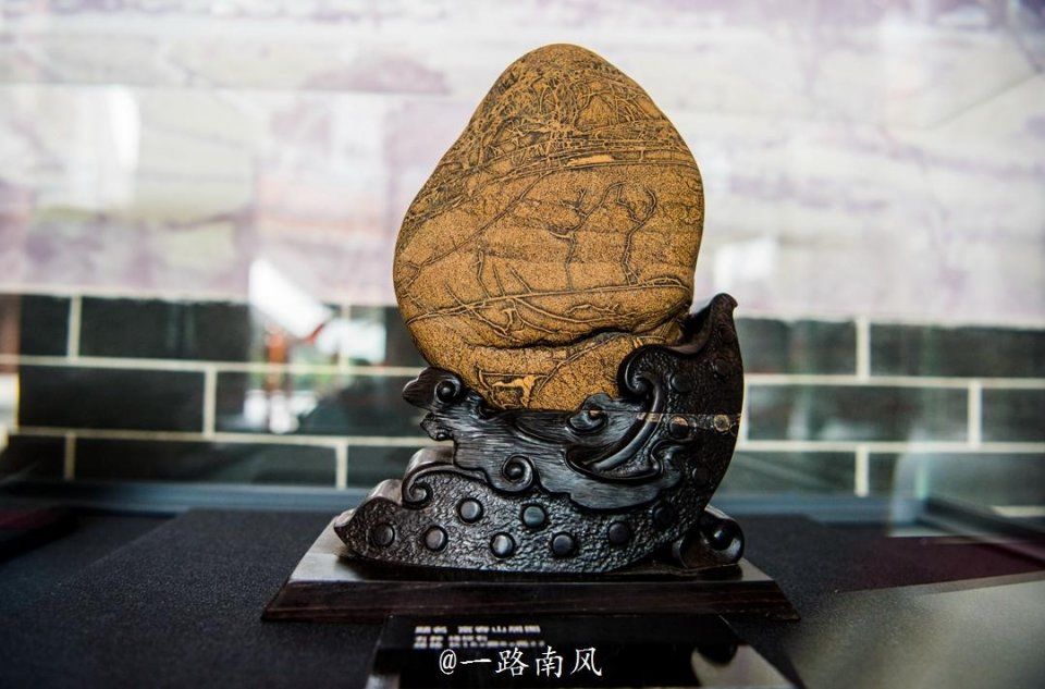这个县为“一块石头”造了一座博物馆,游客却说石头无价!