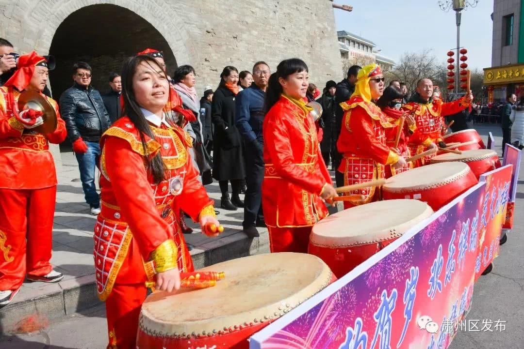 正月初三，酒泉城区这阵仗太壮观了，精彩不容错过……