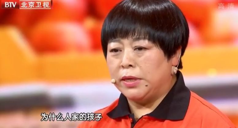 52岁煎饼大妈月入10万，爆开三家连锁店，还送女儿出国：有梦想谁