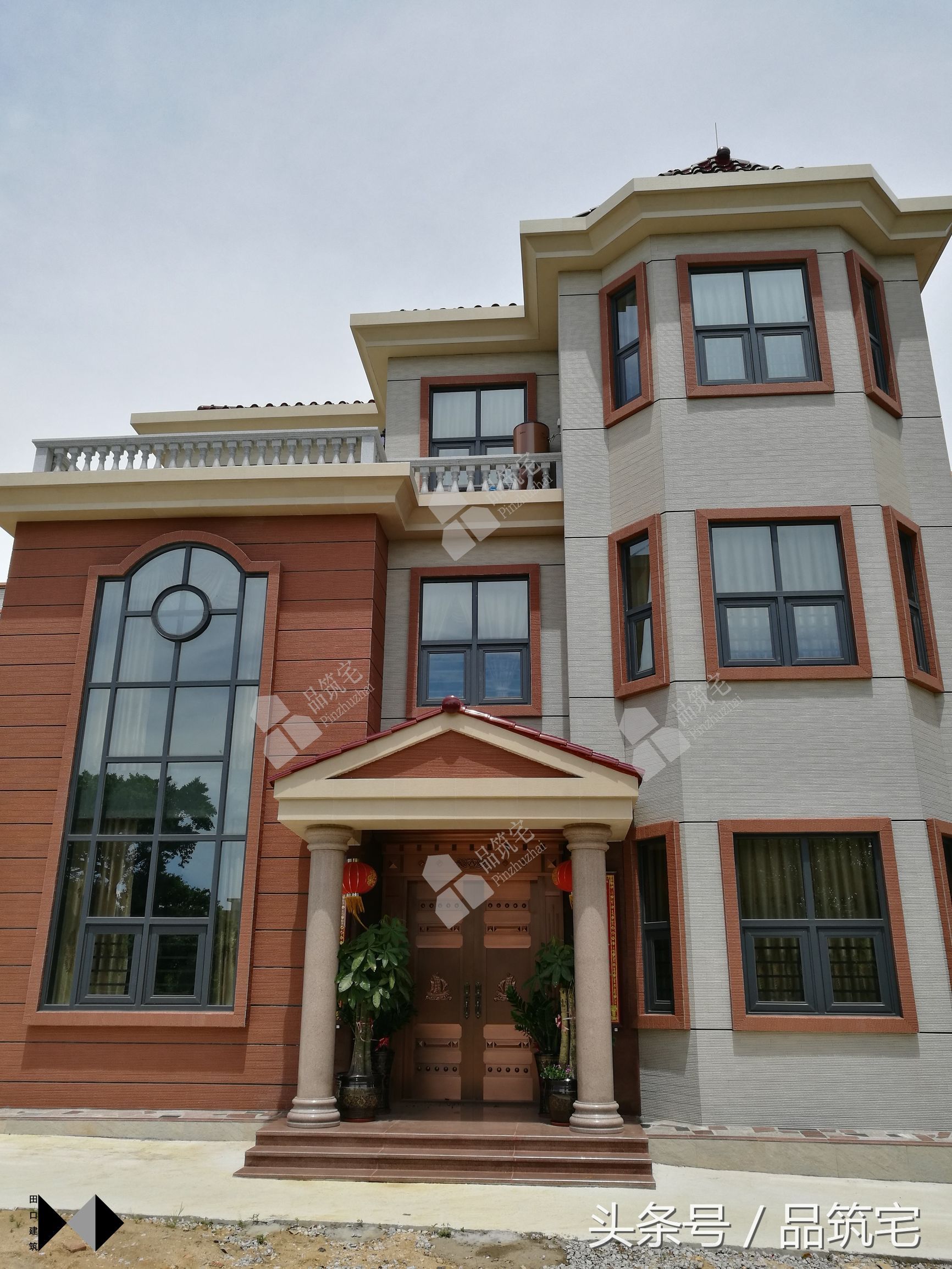 丹霞石建筑立面装饰,大气实用,农村盖房的你值