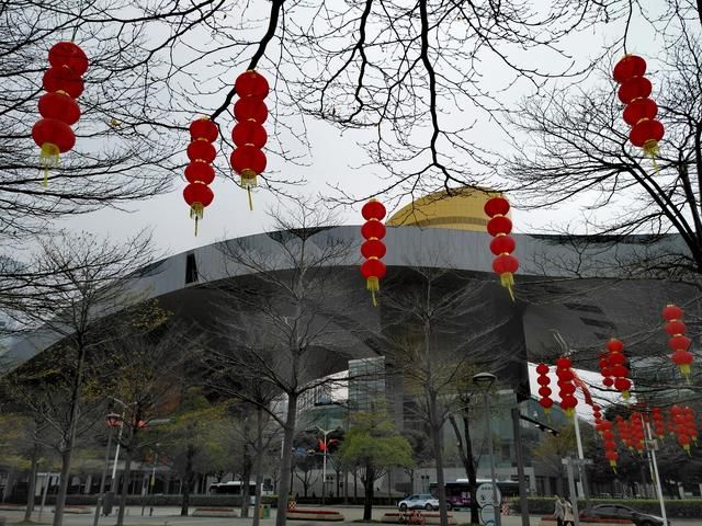 深圳很有味的城市广场，很多人都喜欢来逛，看看长啥样?