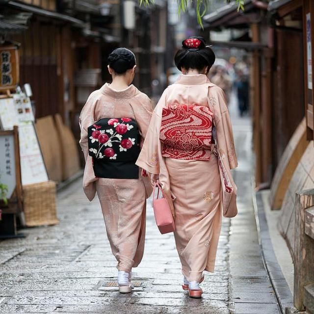你一定不知道,日本街头穿和服的大部分是中国