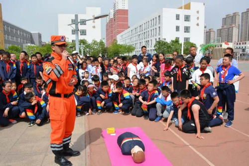 把爱带回家妇联