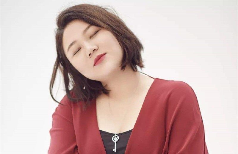 杨天真直播带货，意外曝光4套房，发家套路和范冰冰如出一辙