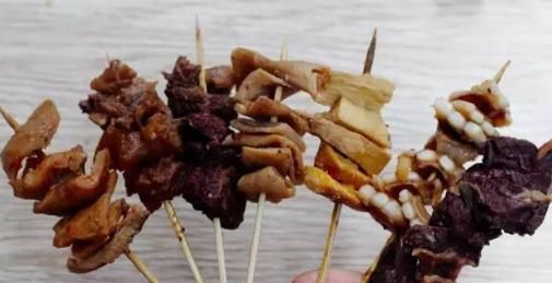 一碗西关味道的牛杂,陪伴着多少人的成长!