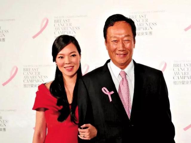 反对郭台铭参选负气离家出走一周,曾馨莹昨天