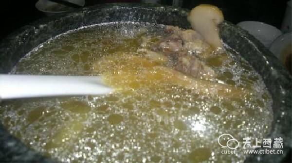 《舌尖3》虽炒火了手工制造的章丘铁锅,但西藏