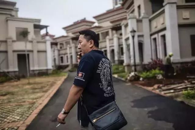 中国土豪飞往乌克兰,400万注射干细胞,返老还