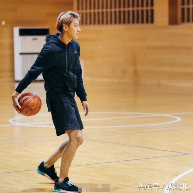 25个男明星打篮球照片,吴亦凡是真爱杨洋演得