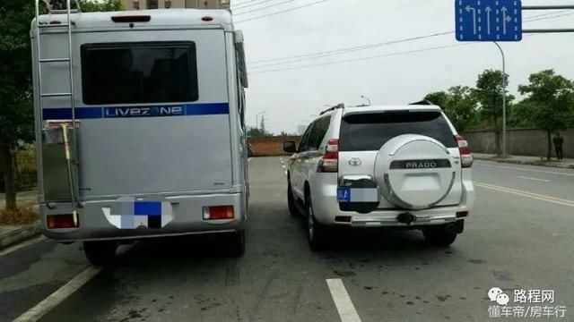 【RV达人】大忙人一个二十多岁就开始了自己房车之旅的“奇人”