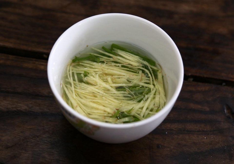 蒸鱼的这些技巧，好多人都不知道，肉嫩不腥要这么做!
