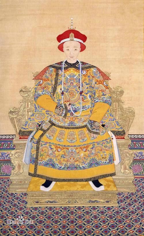 清朝12位君主顺序和各个皇帝的画像模样