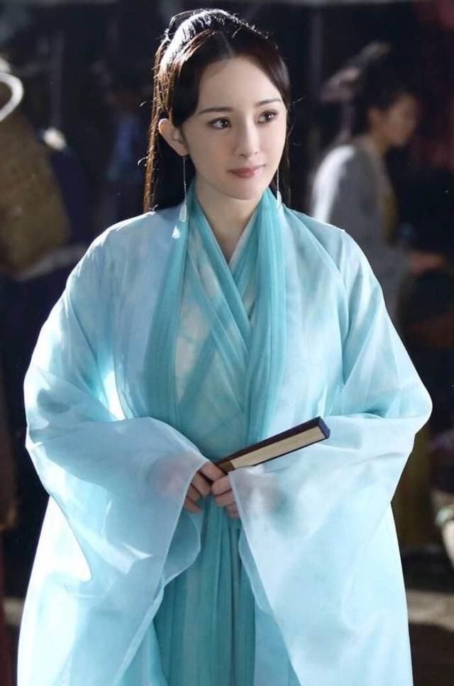 古装剧有四大美人,赵丽颖秀气,刘亦菲仙美,最后一个美