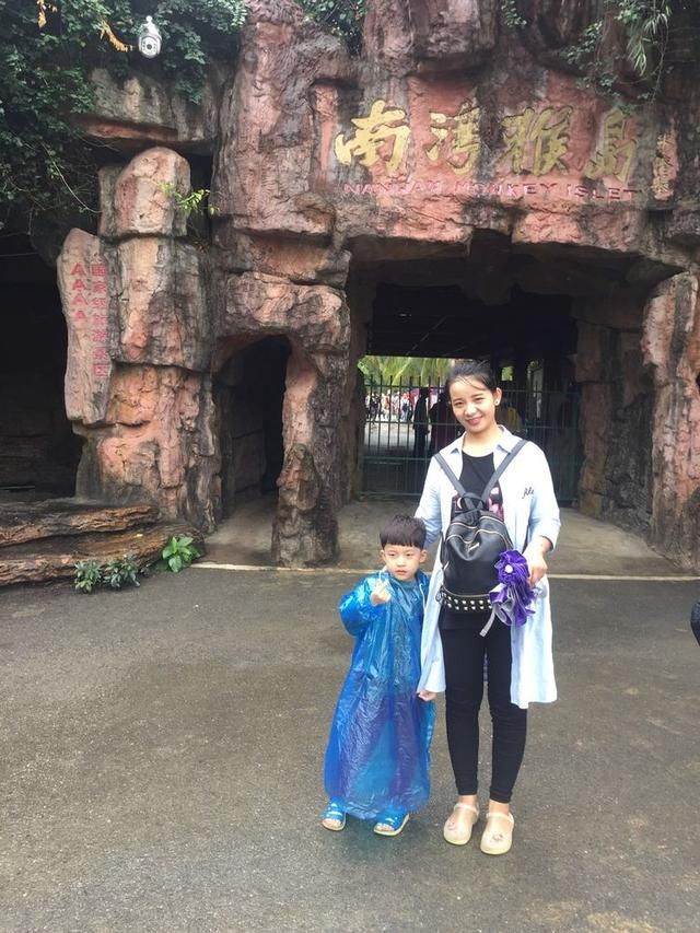 一家人甜蜜的三亚亲子游