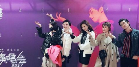 华晨宇的演唱会到底有多火?林志玲莫文蔚张歆