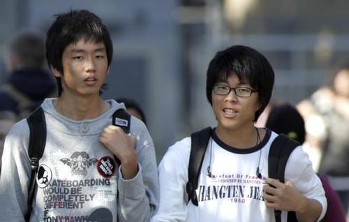 中国人胆小如鼠,在谈到种族歧视时,美国白人