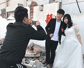 扯扯老空小富婚纱照_婚纱照风格(2)