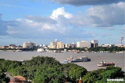 印度最发达的城市放在中国是个什么水平?