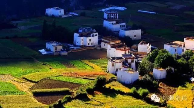 甘孜十八县：手中的佛珠——乡城