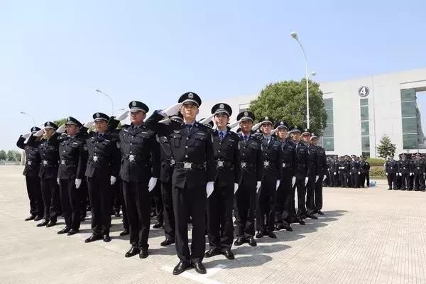 柳州这些学校正在招老师,福利待遇好,想去的赶