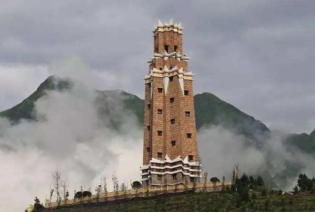 “云朵上的民族”,游历四川古羌城