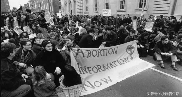 爱尔兰女性终于不用去英国堕胎了