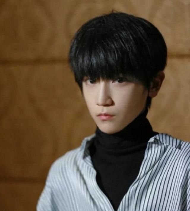 TF家族李天泽篇:给人第一印象唇红齿白,被称为