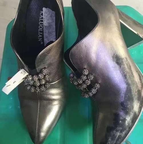 鞋子掉色怎么办