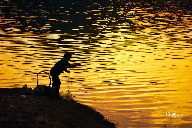 晚霞满天金湖面 夕照渔家归如歌美丽乡村下峪游之三