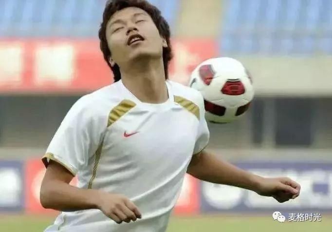 中国男足入选世界杯史上最烂球队!踢球不行,搞