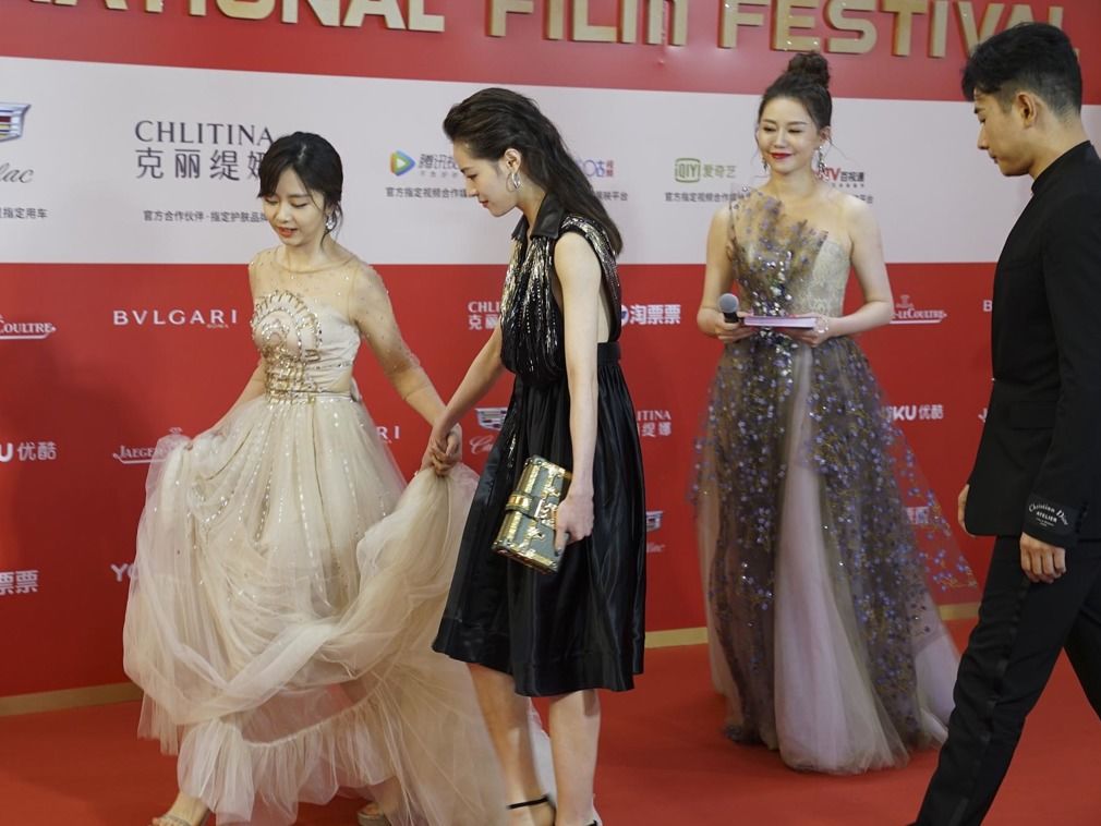 第21届上海国际电影节开幕 明星大腕云集