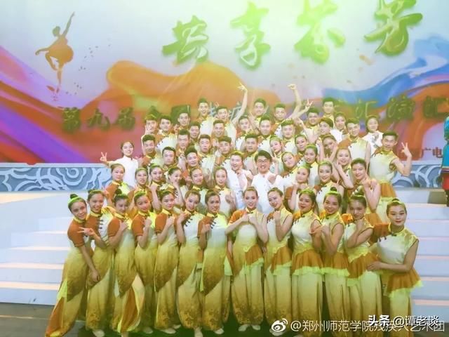 聋哑人也能学舞蹈?他们靠老师跺脚感受节奏,1