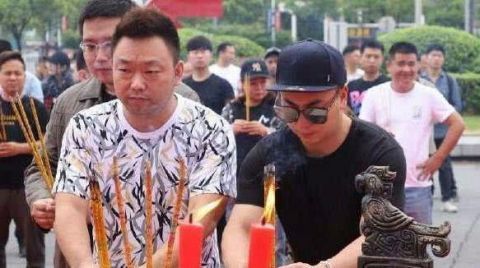 处罚已到位?释小龙被爆成张丹峰事件最大受益