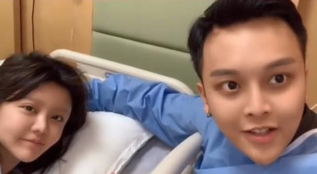 小猪趁韩安冉生孩子直播刷人气,像是局外人,网