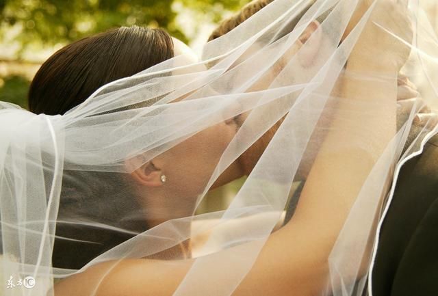 2018婚姻法最新规定:结婚年龄限制,少了这些证