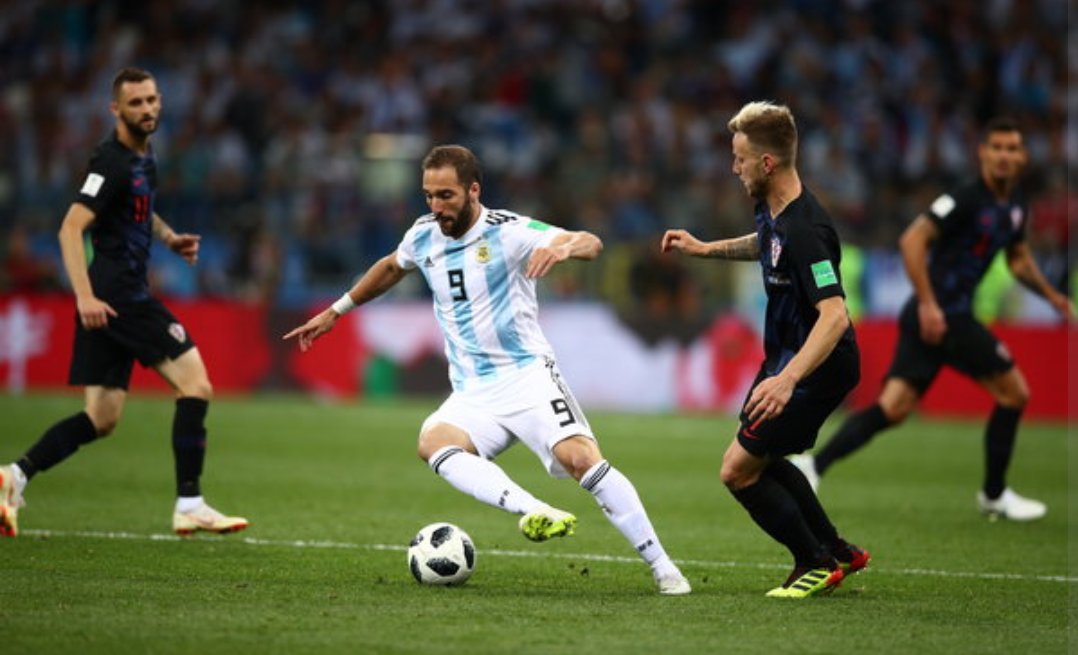 界杯阿根廷0:3克罗地亚,阿根廷小组出线形势比