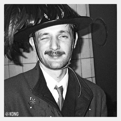 晚安,工作狂卡尔大帝,从此世间再无老佛爷|逝者