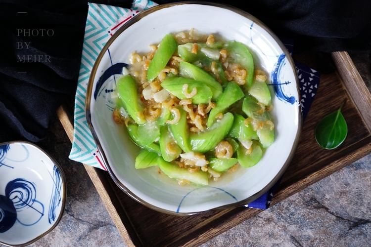 丝瓜加它一起烧,特别好吃,太鲜美了,成本只要几