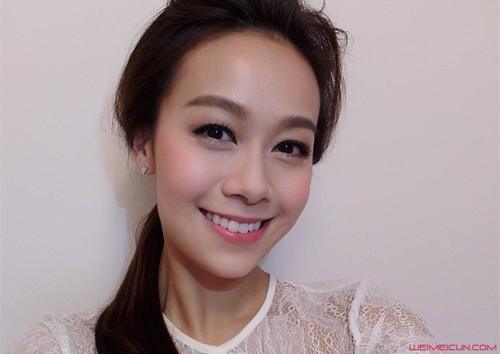 黄心颖带男伴回家 男DJ和吉他手真实身份到底