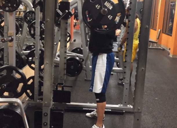 适合新手的健身计划!只需一周4练,打造完美身