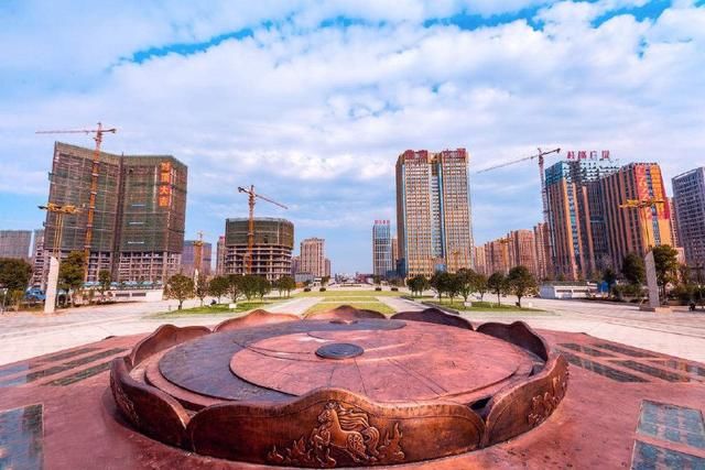 2017江西11地市GDP排行榜:南昌5000亿,赣州