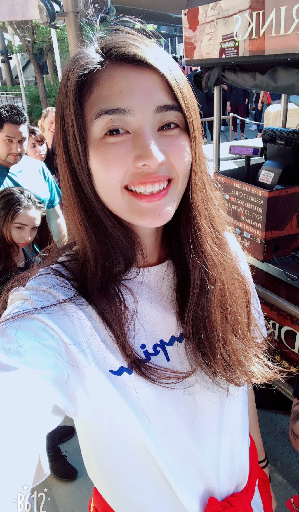 女足门将赵丽娜 模特身高秒杀足球队员