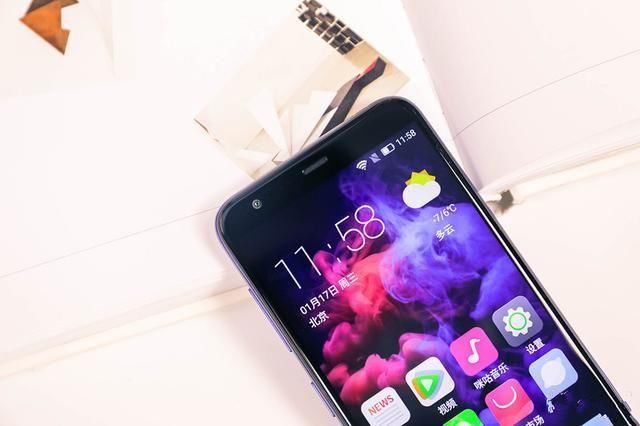 可以玩吃鸡!18:9全面屏+4GB+人脸解锁+双摄,