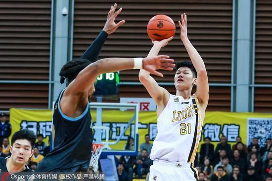 CBA季后赛直播:广厦VS新疆视频直播地址