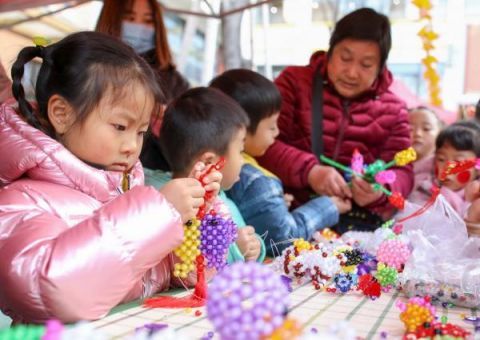 幼儿园迎新年民俗