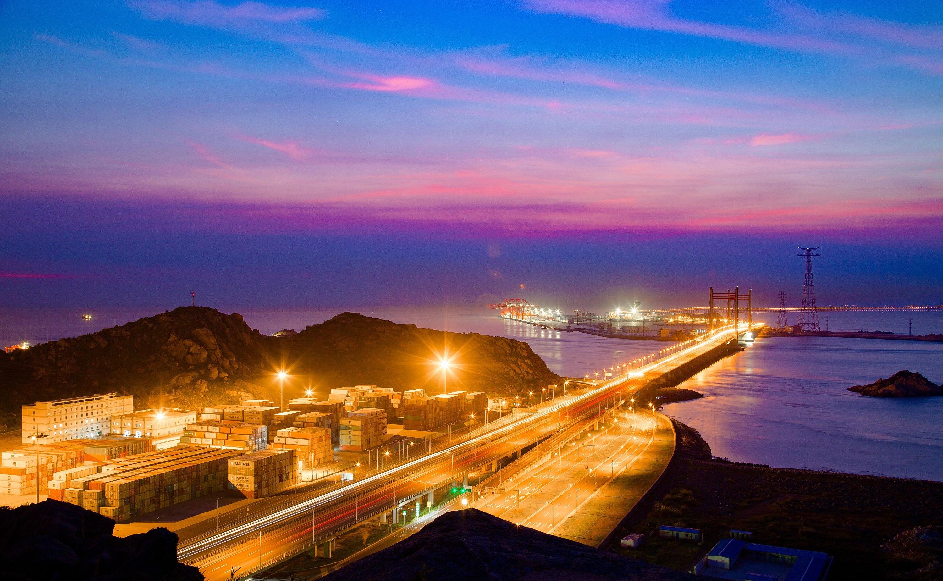 上海最大的港口，却设立在浙江的微小岛上，要向浙江交租金