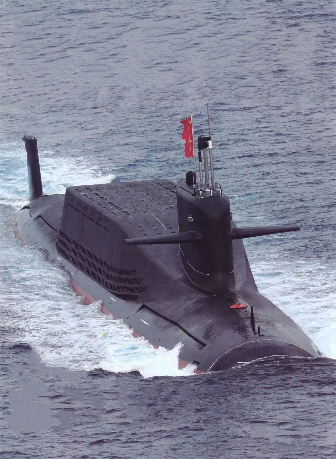 中国核潜艇开始下饺子:刚又公开一款，近两个月已曝光四款!