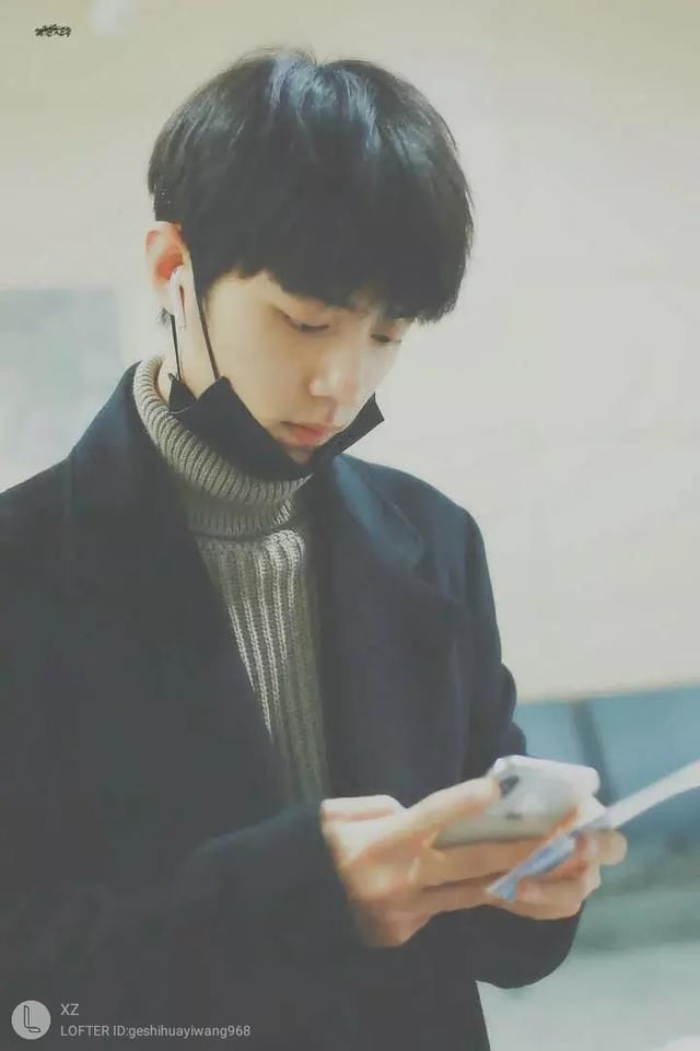 肖战高清壁纸 看了决不后悔 小哥哥等你来撩