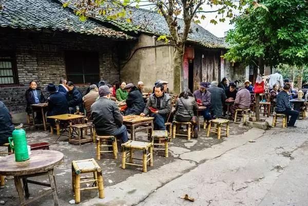 人间四月芳菲尽,古镇深巷炊烟袅 成都周边最冷门的5个古镇